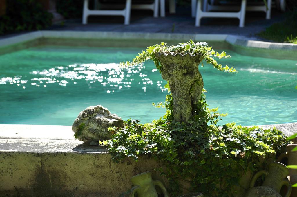 Villeneuve-lès-Avignon Les Saisons B&B 외부 사진