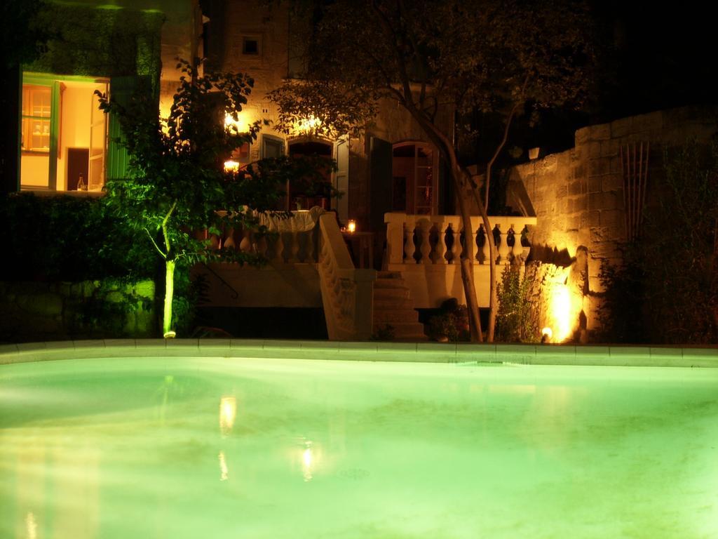 Villeneuve-lès-Avignon Les Saisons B&B 외부 사진